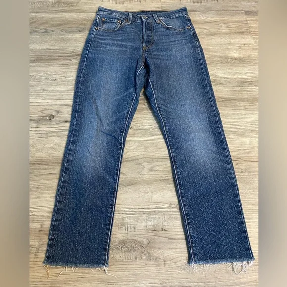 Levis 501 Jeans Women’s 25 X28 Premium Distressed Button Fly Denim Pants Fringe - Picture 2 of 9